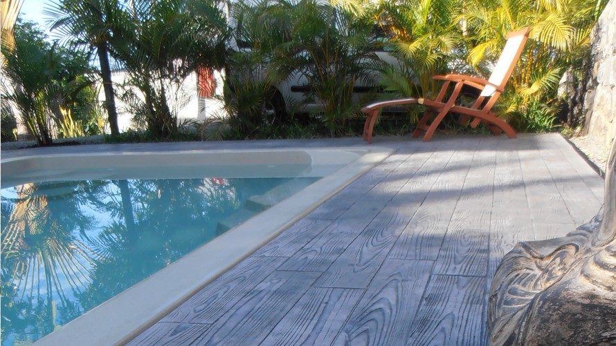 Al-Roc — béton décoratif matricé — réalisation Allées-Créations