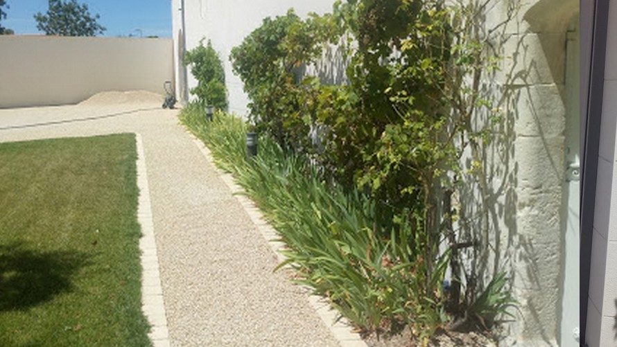 Entrée de garage — Gravier stabilisé
