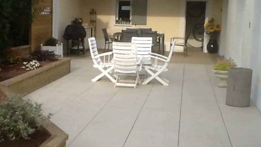 Terrasse — Terrasse en dallage grès cérame