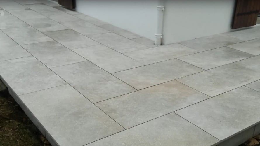 Al-Marca — terrasse en dallage — réalisation Allées-Créations